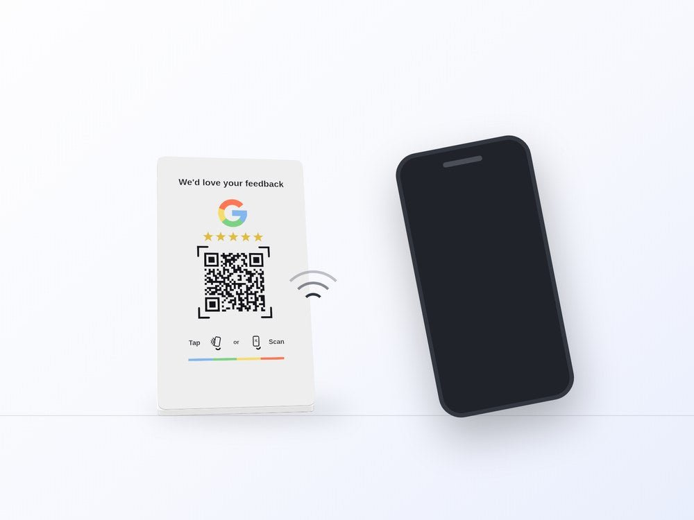 Je klant houdt de telefoon ertegenaan